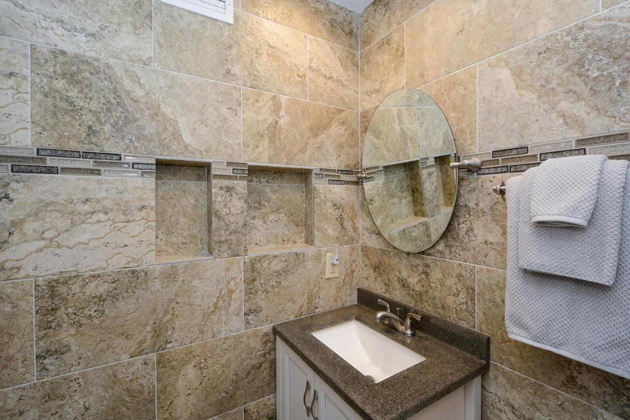 Canal 315 - Right In Siesta Key Village! Exterior foto